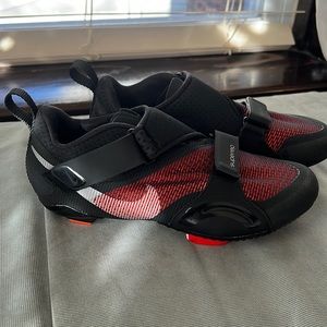 Nike Womens Superrep Cycle Trainers size 8